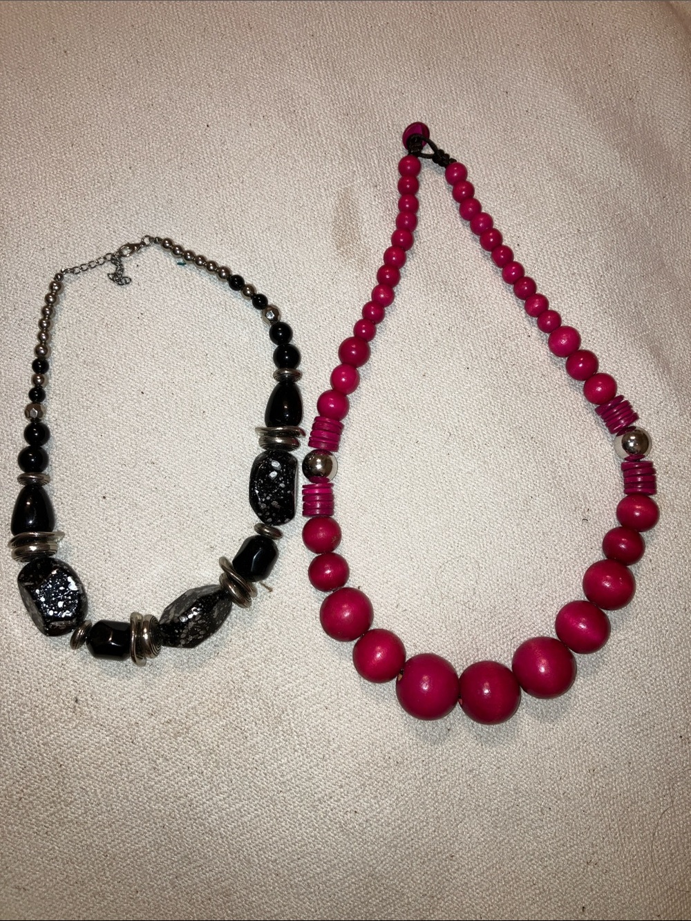 Source Unknown Hot Pink Beaded Statement Necklace